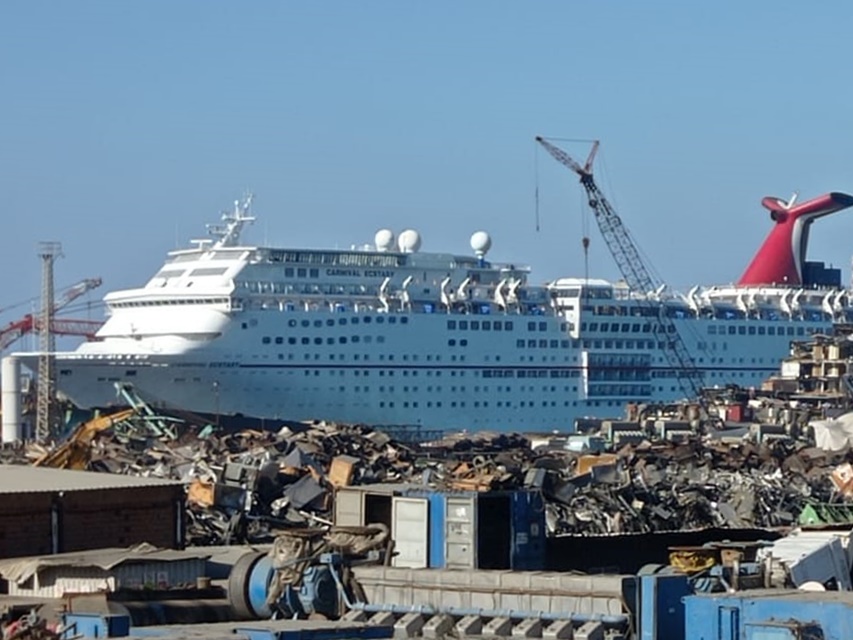 Former Carnival Ecstasy Beached in Turkey for Scrapping