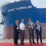 World’s First LNG-Fueled Newcastlemax Bulker