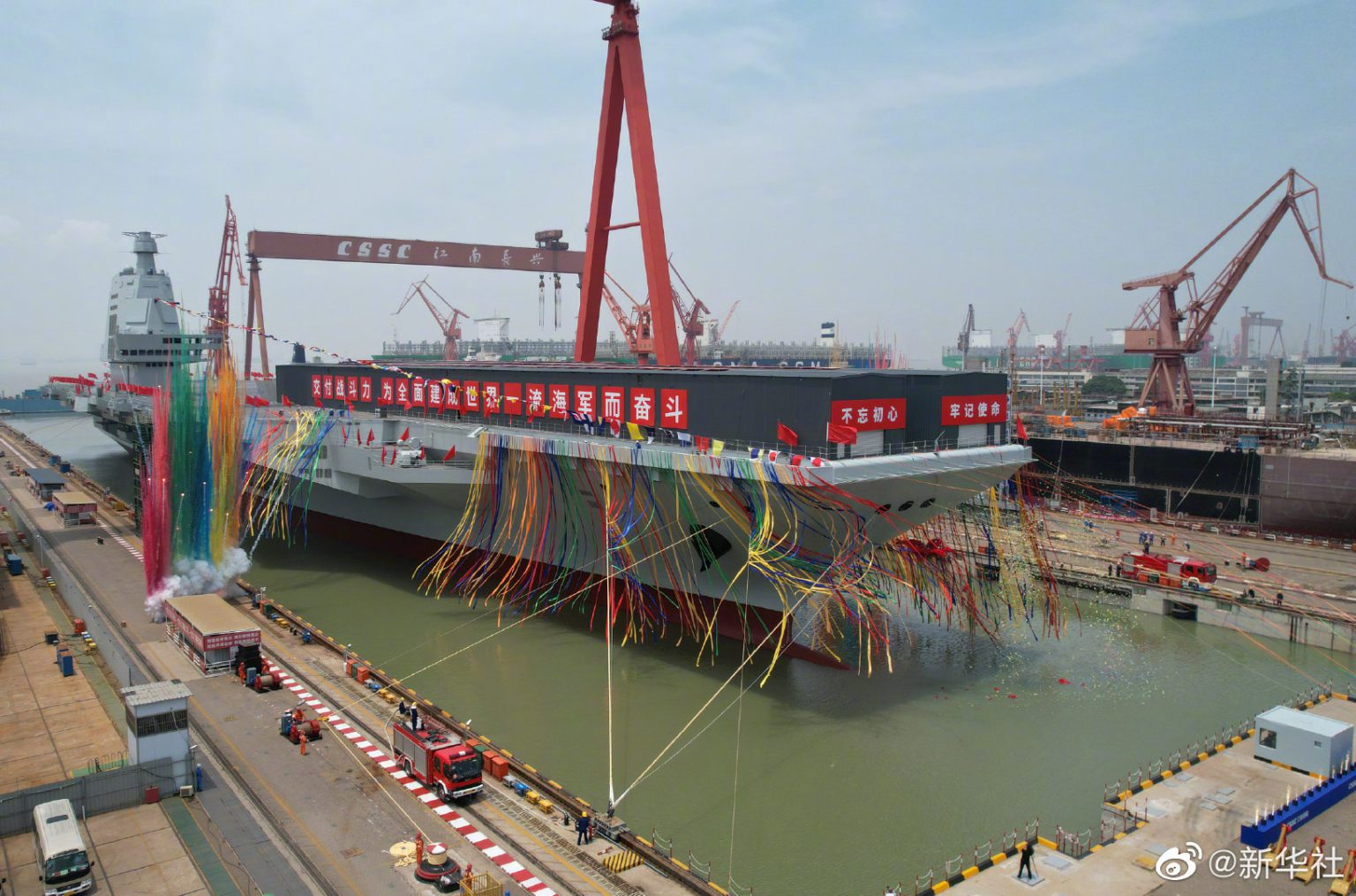 Fujian-aircraft-carrier